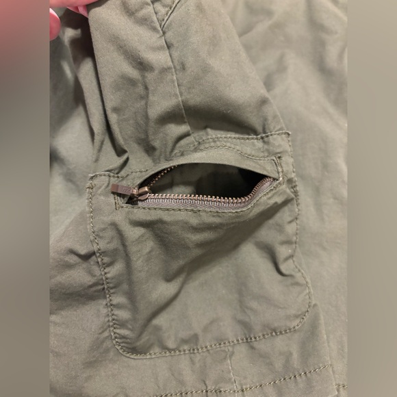 Croft & Borrow army green skort with button pockets & zipper pocket, 14 - Picture 10 of 11